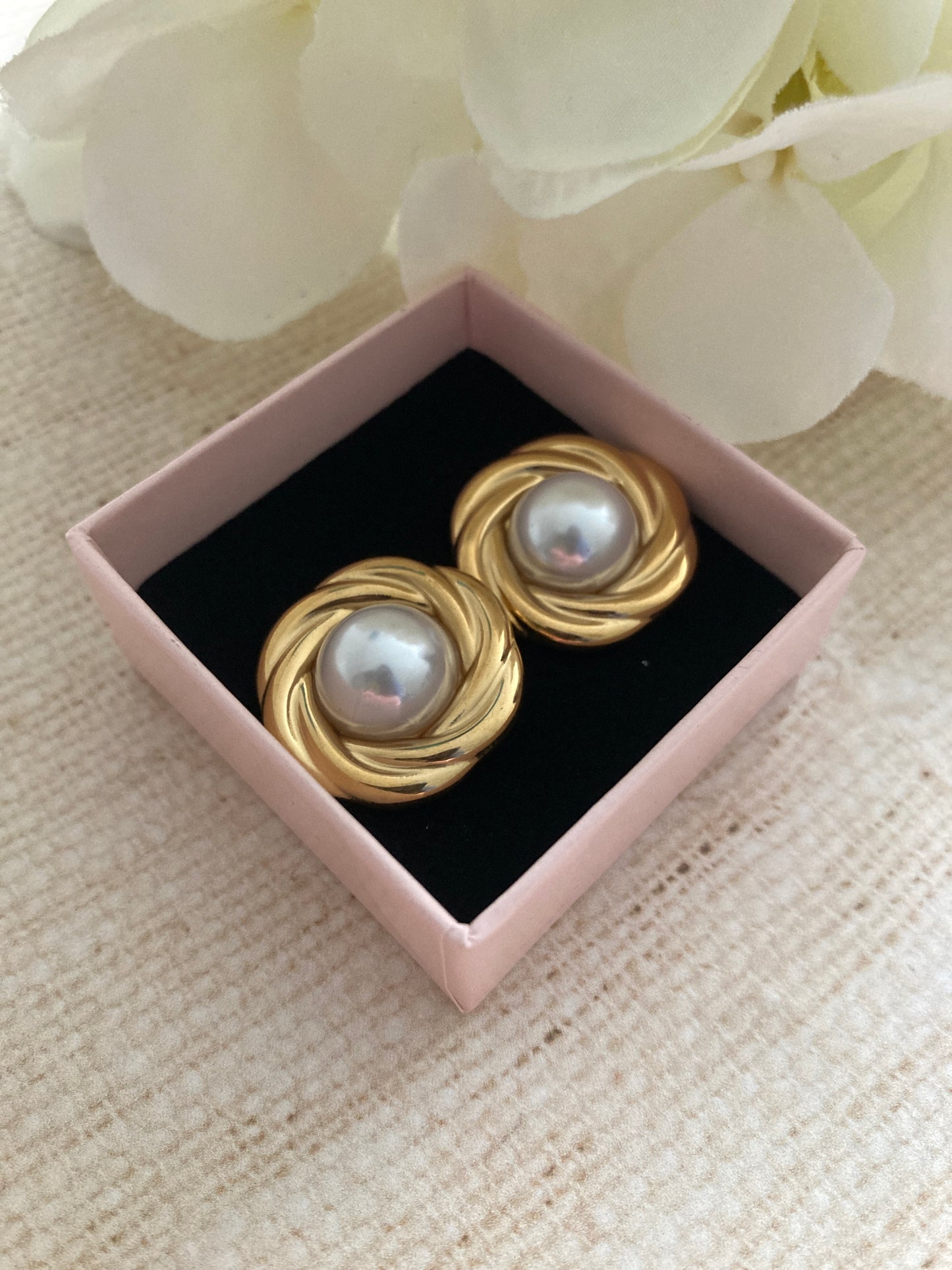 18K Gold Plated Pearl Chunky Stud Earrings (ST1026)