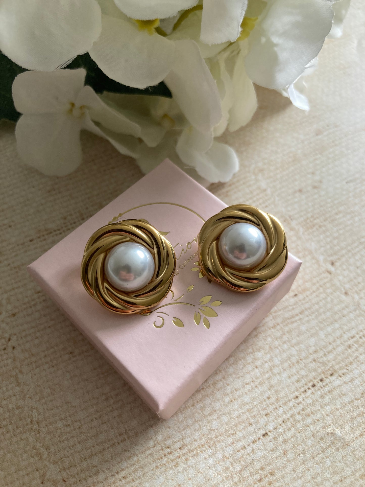 18K Gold Plated Pearl Chunky Stud Earrings (ST1026)