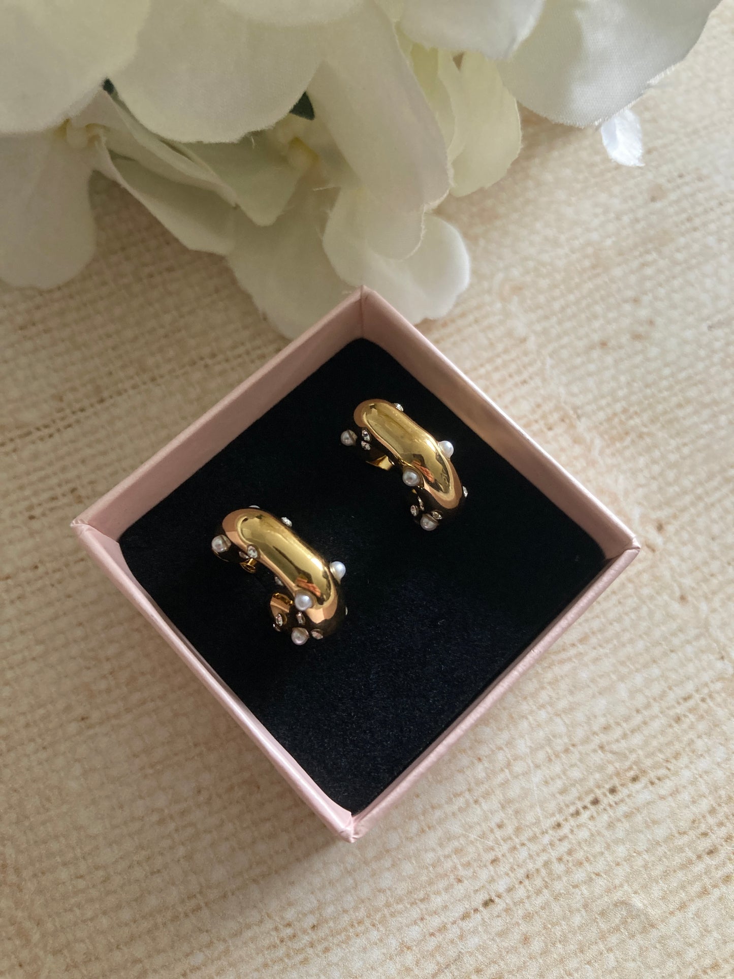 18K Gold Plated Pearl Chunky Hoop Earrings (ST1027)