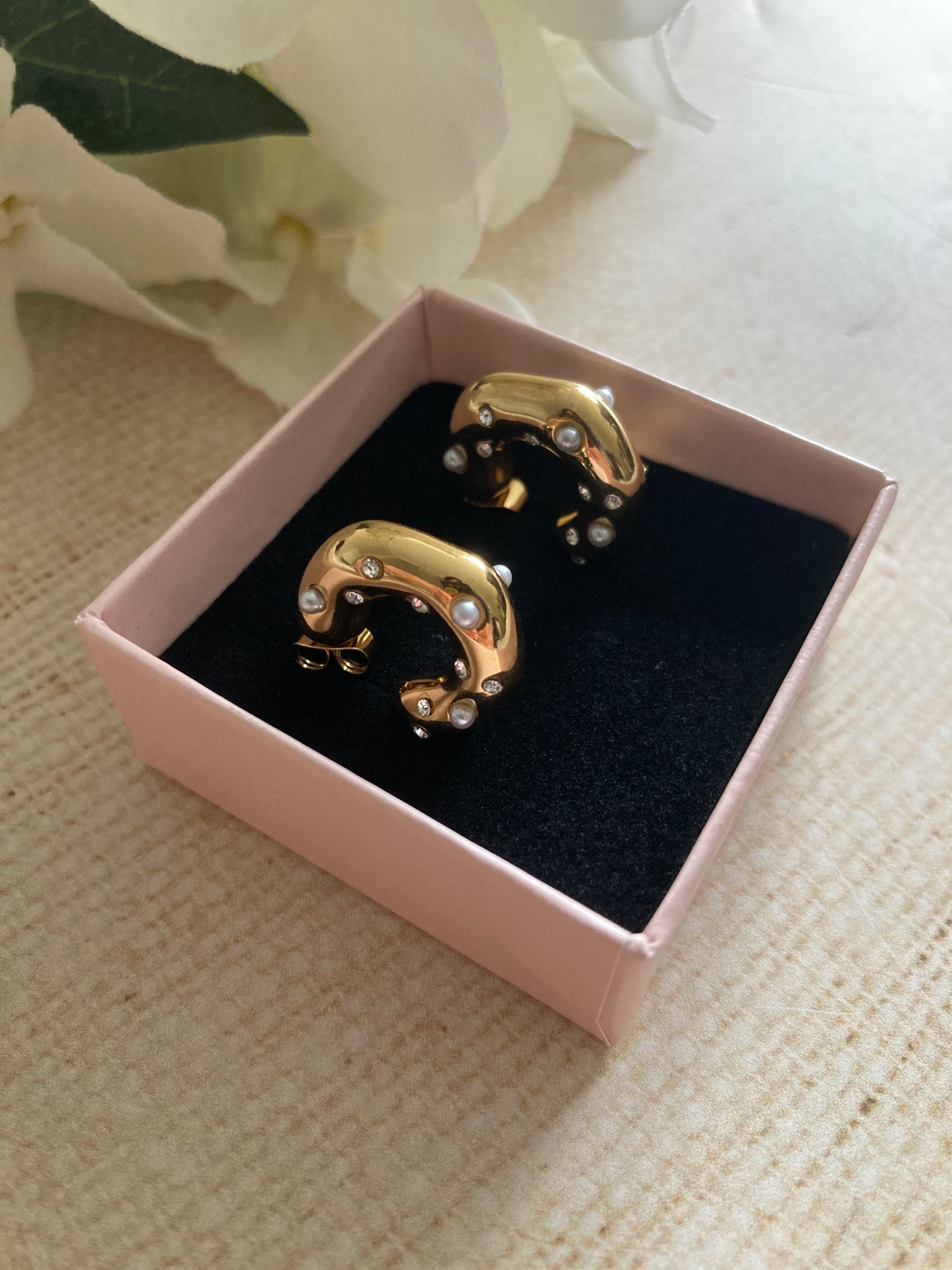 18K Gold Plated Pearl Chunky Hoop Earrings (ST1027)