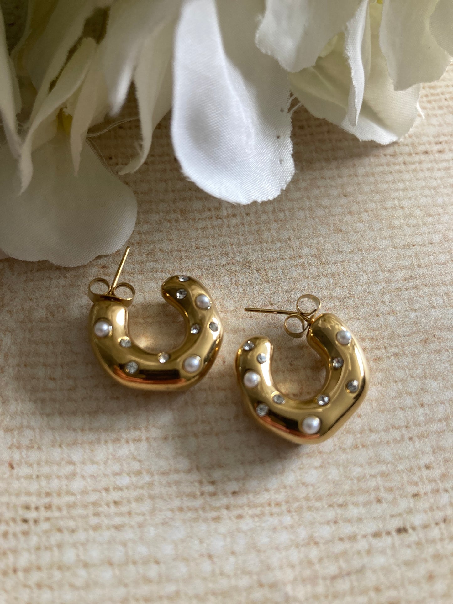 18K Gold Plated Pearl Chunky Hoop Earrings (ST1027)