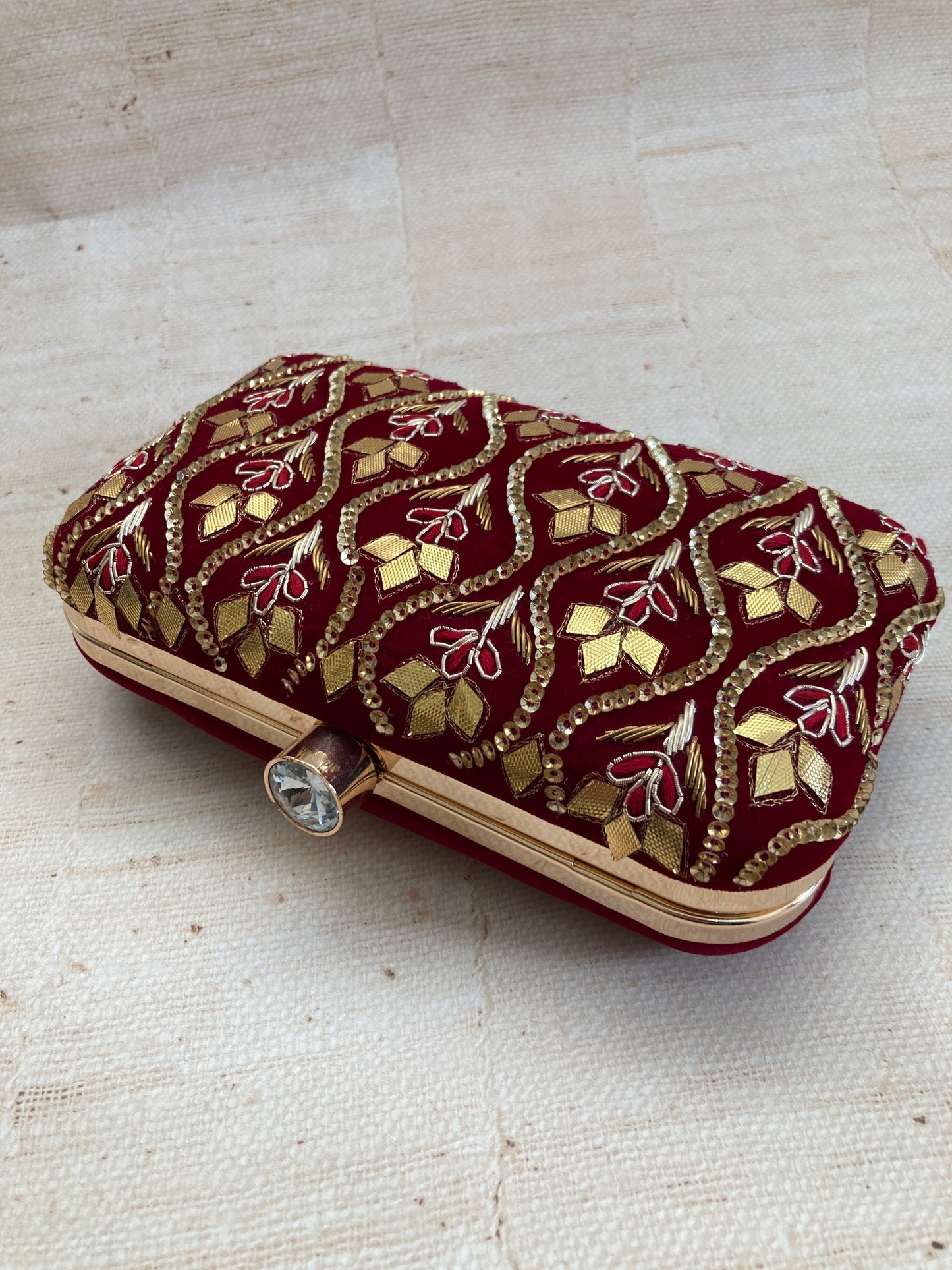 Agra Maroon Clutch (ST811)