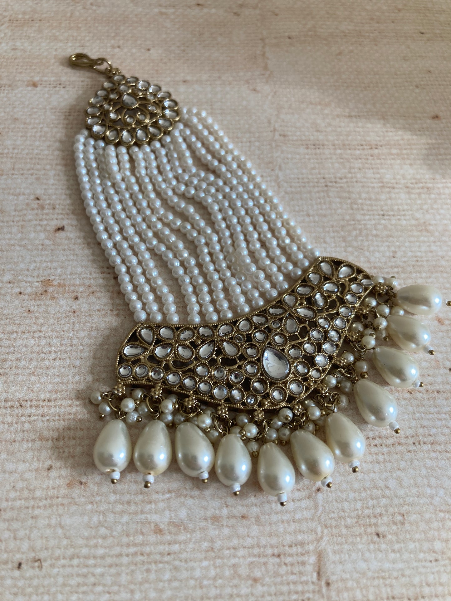 Rania Antique Gold Pearl Passa/Jhumar (ST1033)