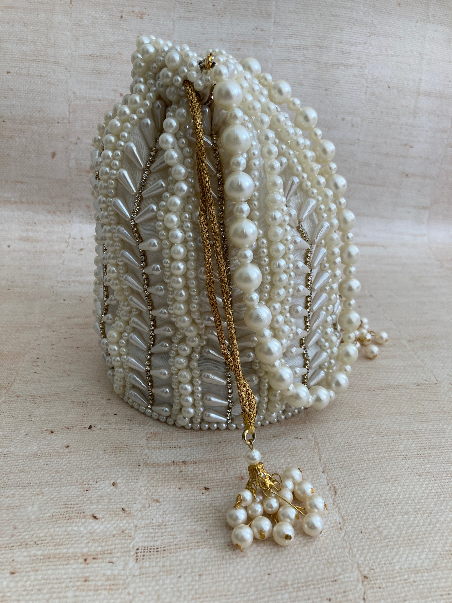 Alia Potli (Cream) (ST146)