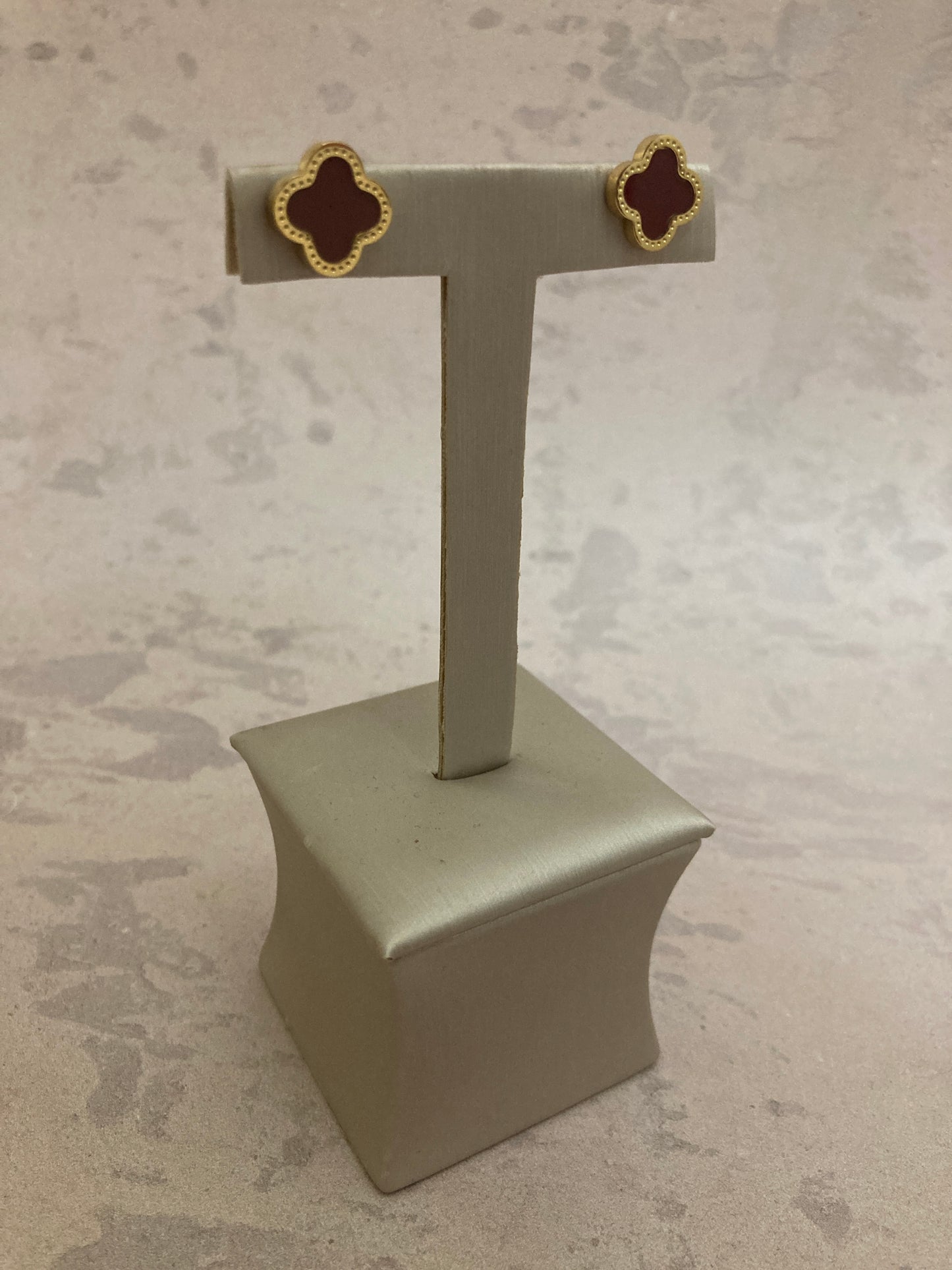 Clover Stud Earrings (ST814) (Maroon)