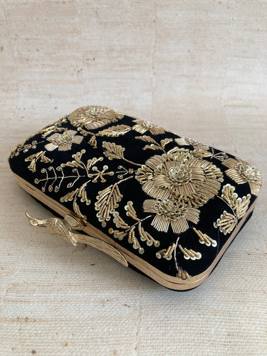 Laya (Velvet Rectangular Clutch) (Black) (ST1043)