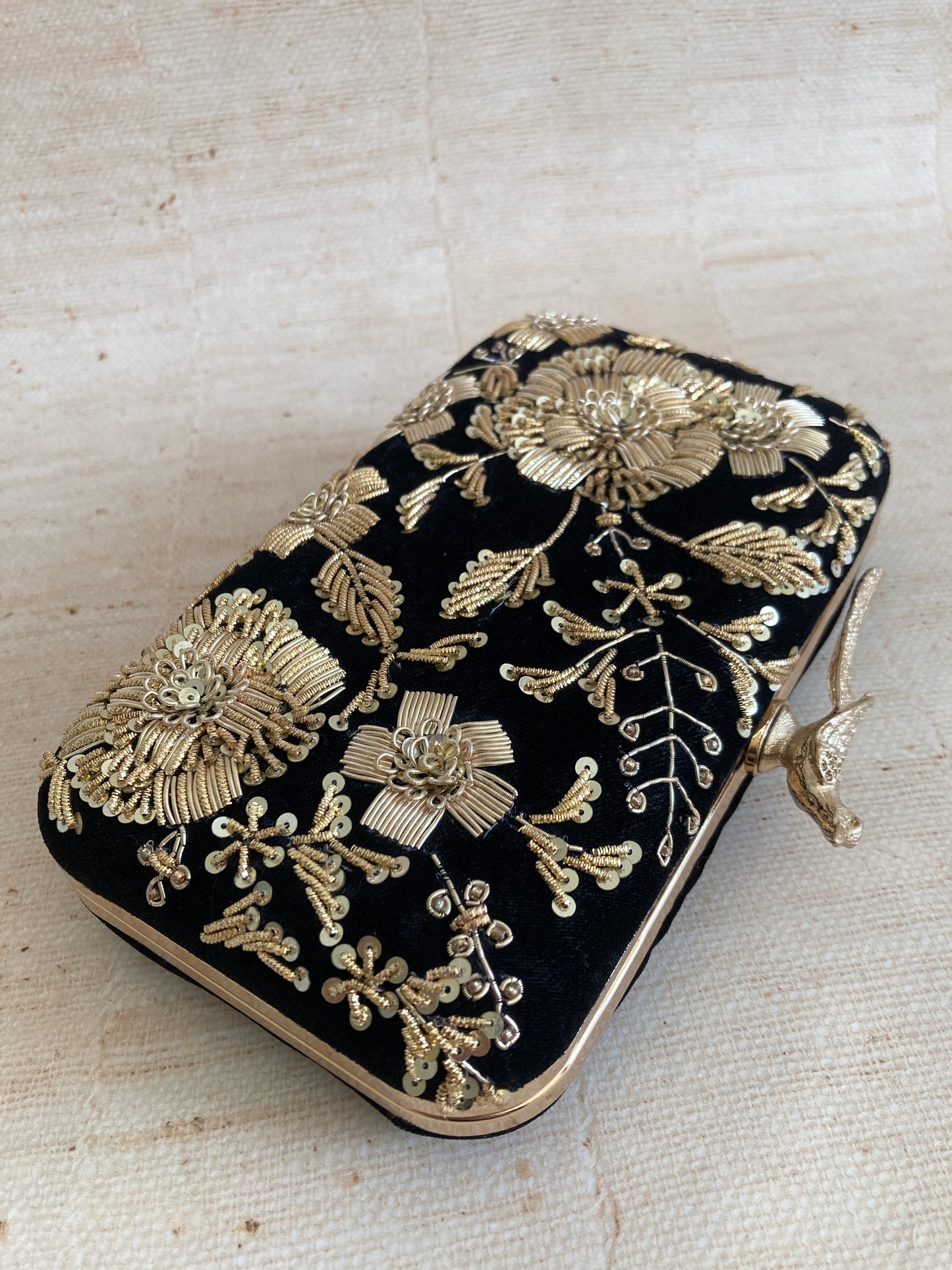 Laya (Velvet Rectangular Clutch) (Black) (ST1043)