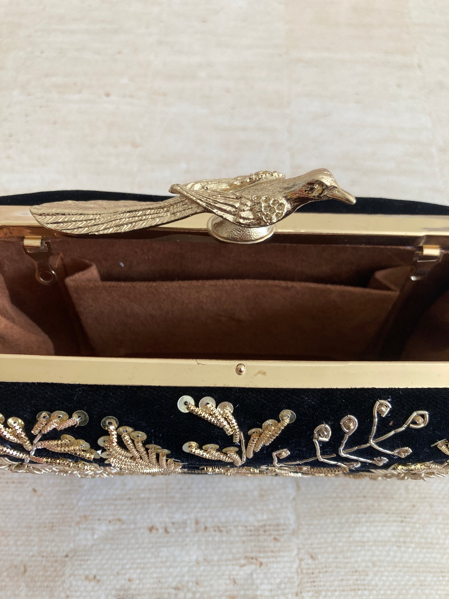 Laya (Velvet Rectangular Clutch) (Black) (ST1043)