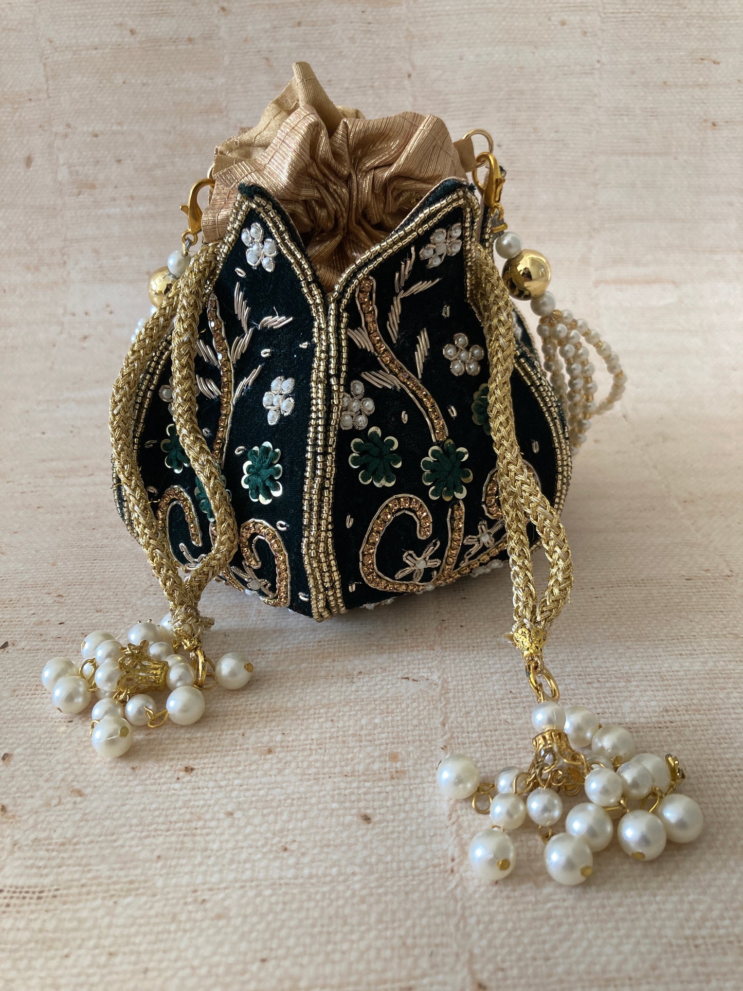 Anju (Potli Bag) (Velvet Emerald Green) (ST269)
