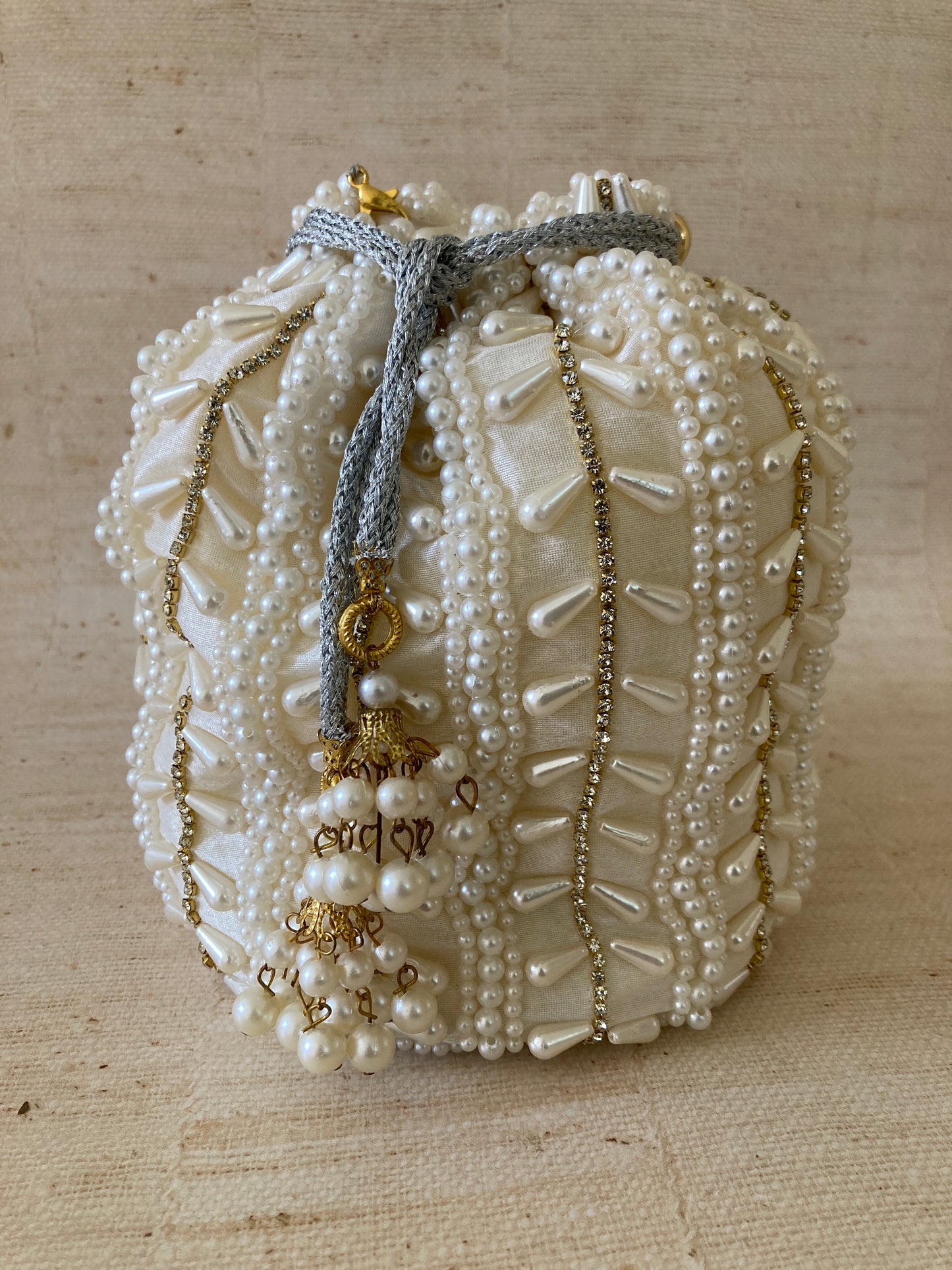 Diana Pearl Potli (White Ivory) (ST356)