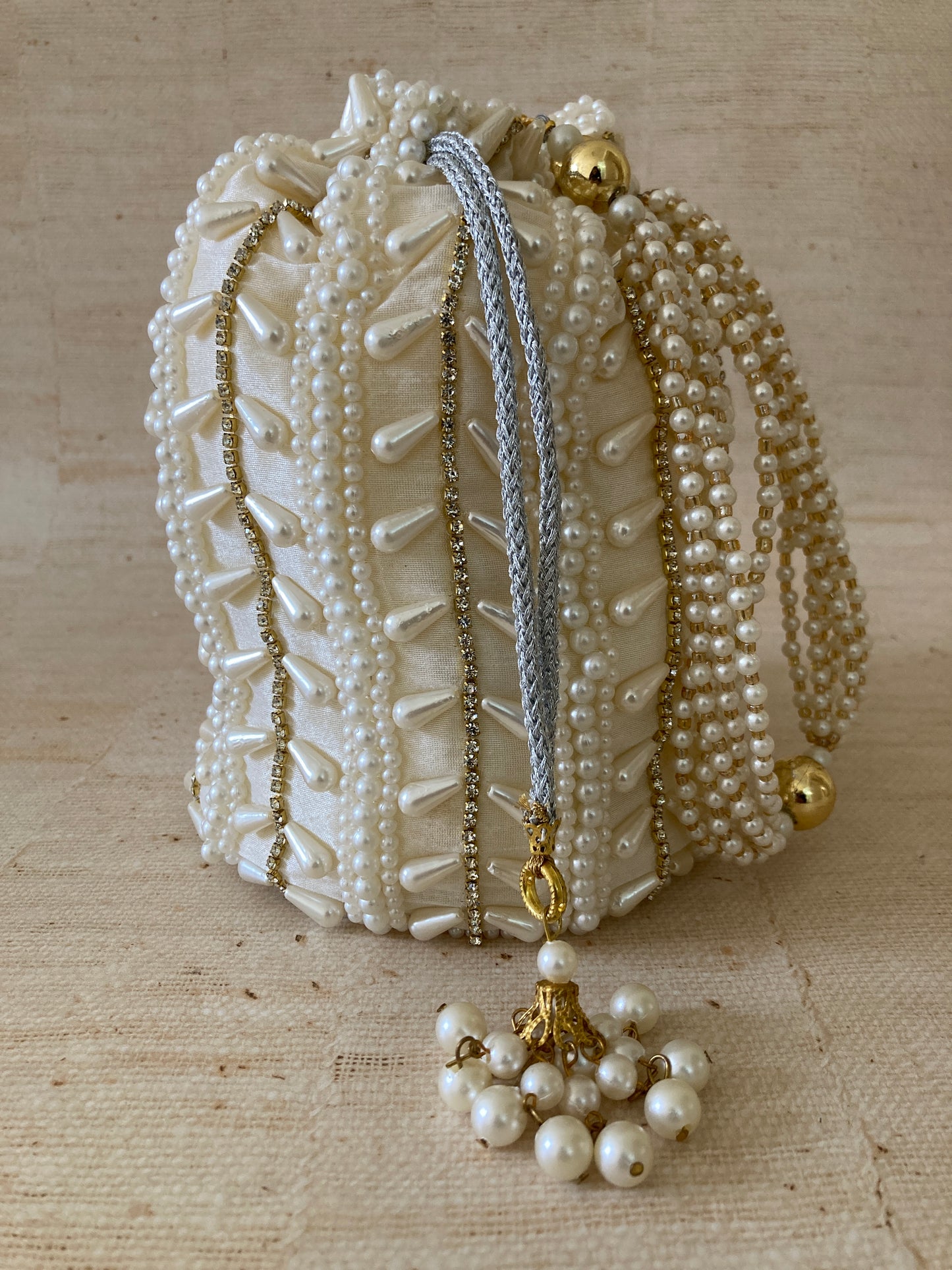 Diana Pearl Potli (White Ivory) (ST356)