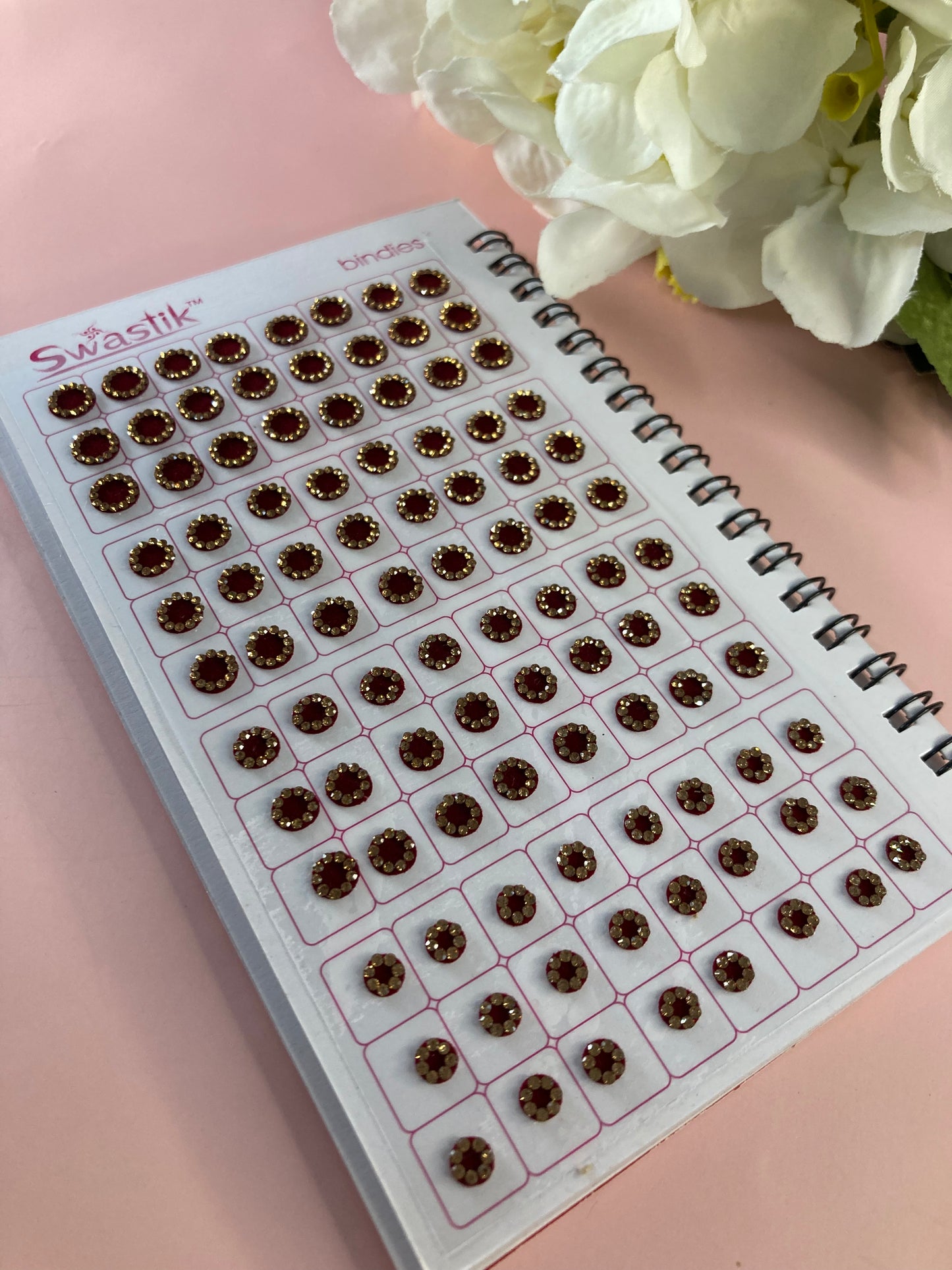 Stone Border Velvet 576 Bindi Booklet (ST700)