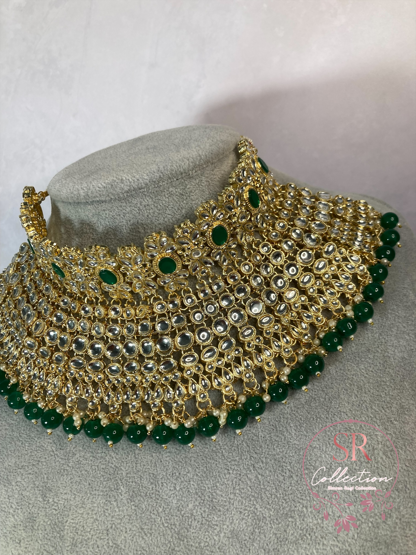 Maharani Gold Plated Kundan Choker Set (ST222) Emerald