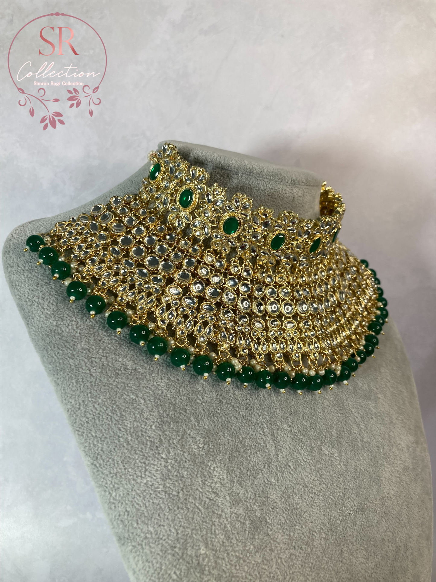 Maharani Gold Plated Kundan Choker Set (ST222) Emerald