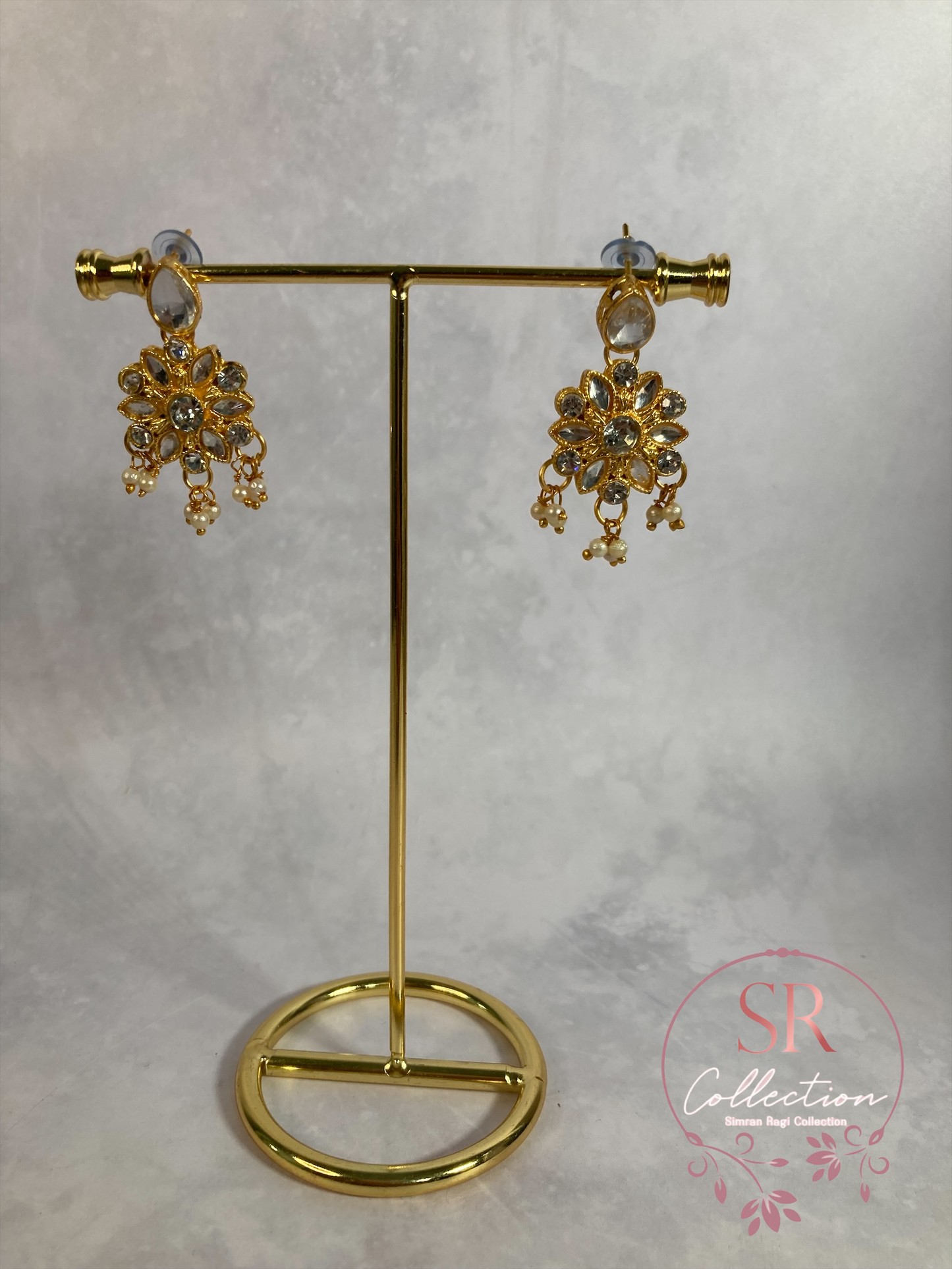 Arohi Gold Plated And Kundan Choker Set (ST170) Silver
