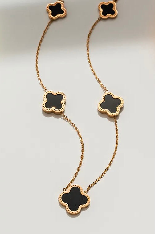 Leaf Clover Necklace