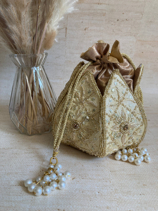 Seerut (Potli Bag) (Gold) (ST270)