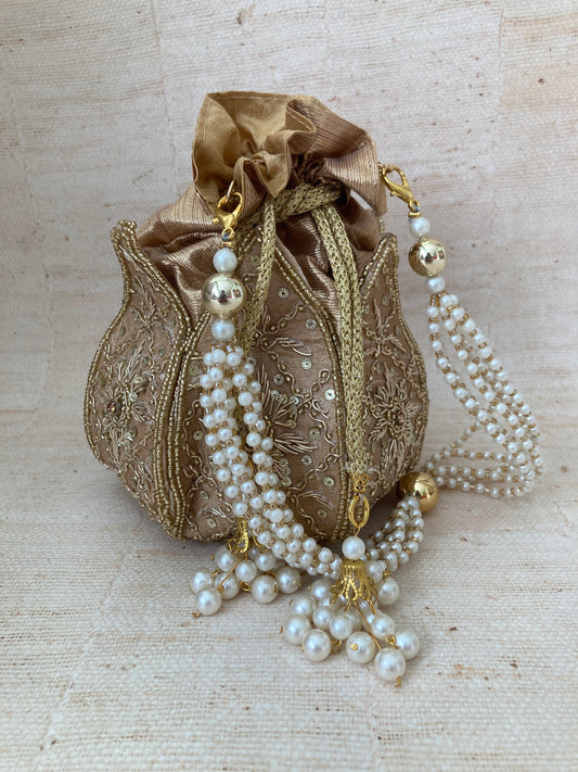 Jasleen (Potli Bag) (Gold) (ST270)