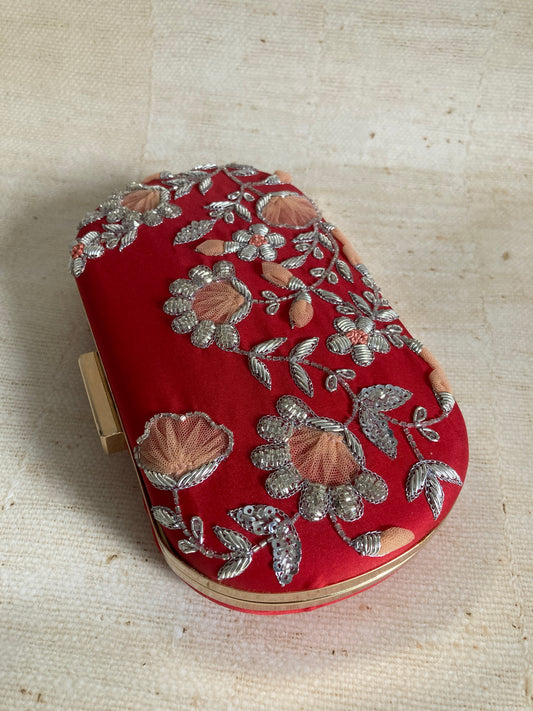 Suhaavi (ST841) (Red)