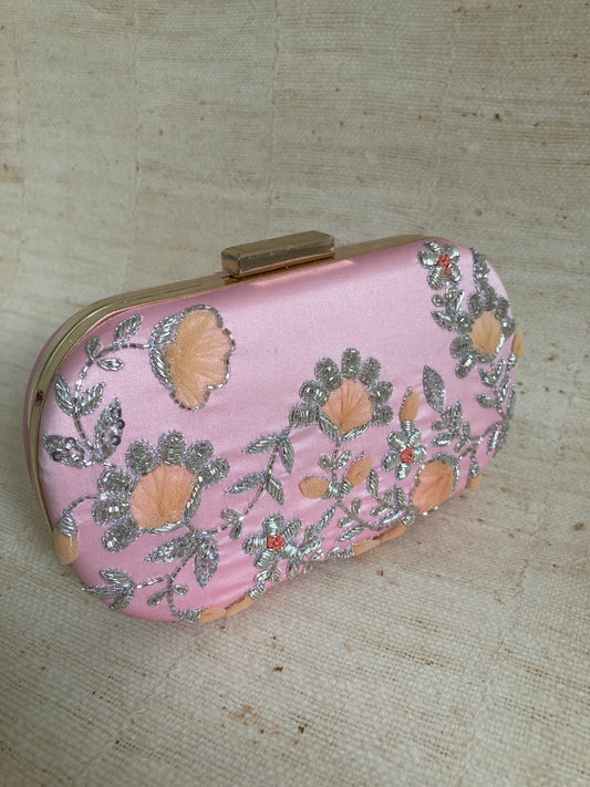 Suhaavi (ST841) (Pink)