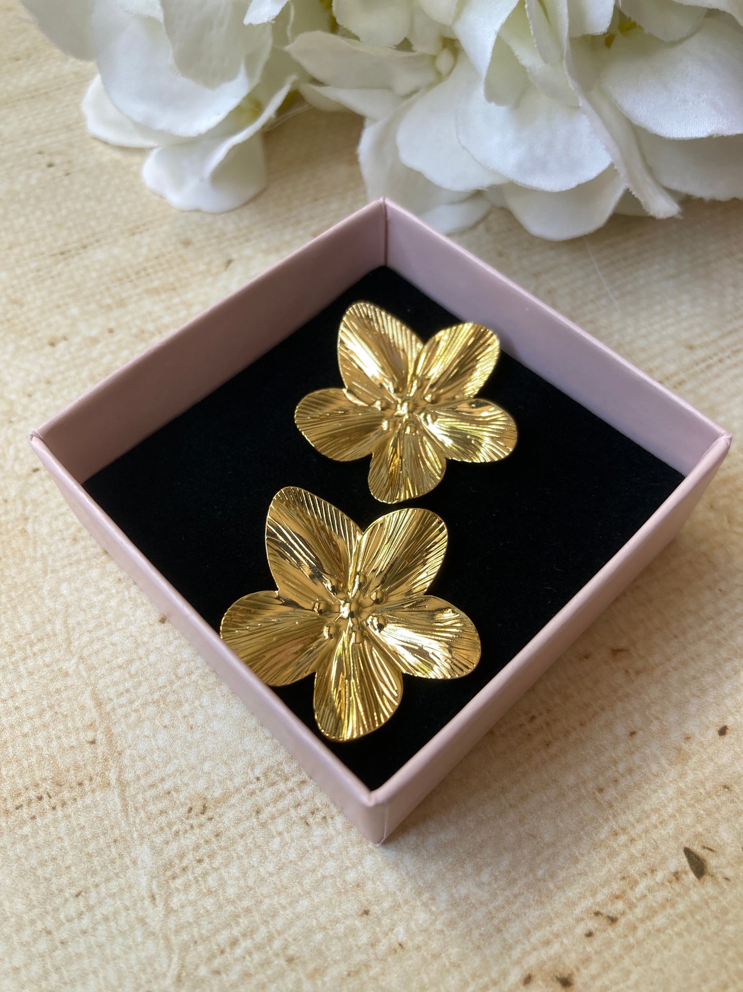 18K Gold Plated Gold Flower Earrings (ST1063)
