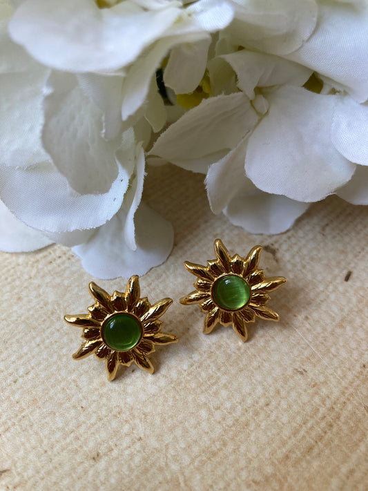 Gold Sun Green Stud Earrings (ST1066)