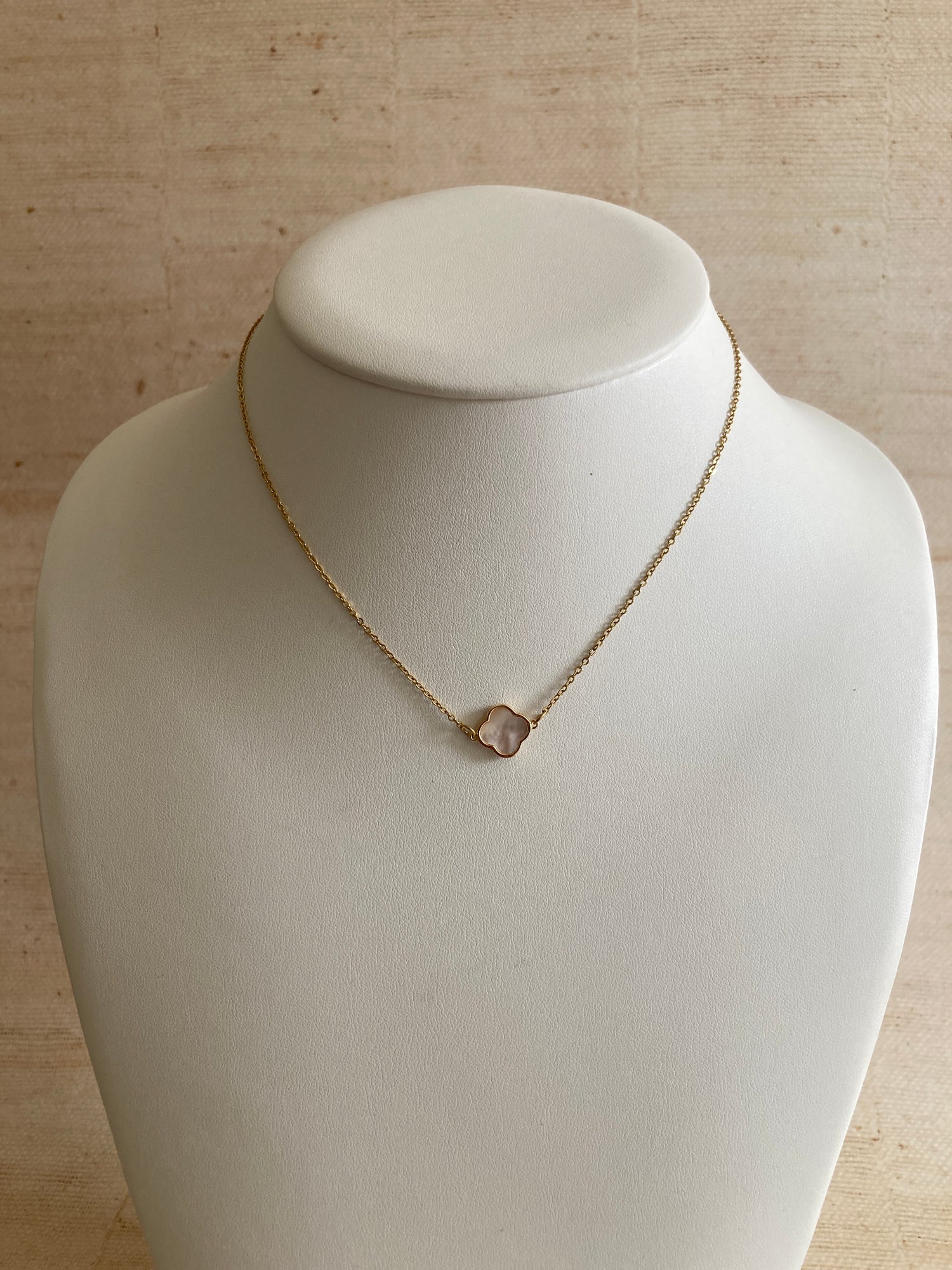 Clover Pendant Necklace