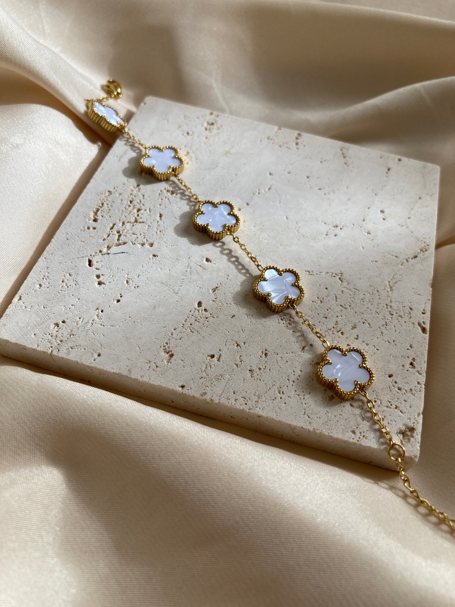 Gold Clover Bracelet 