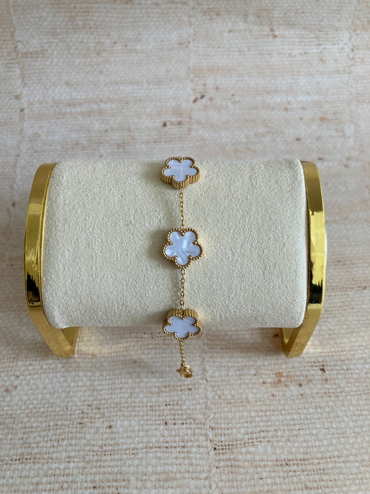 Gold Clover Bracelet 