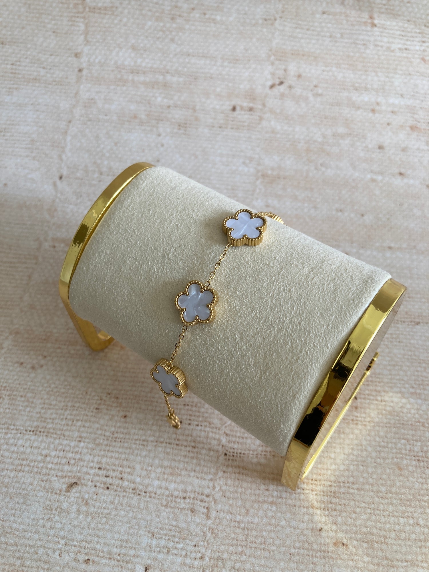 Gold Clover Bracelet 