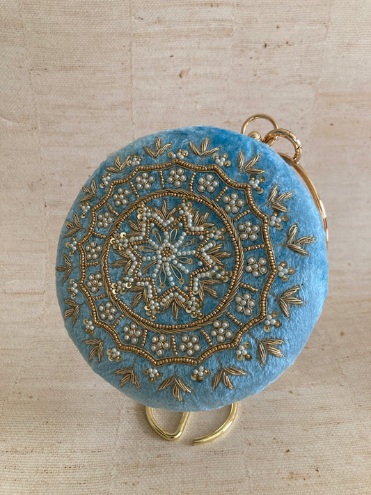 Aarza Blue Bangle Clutch (ST735)