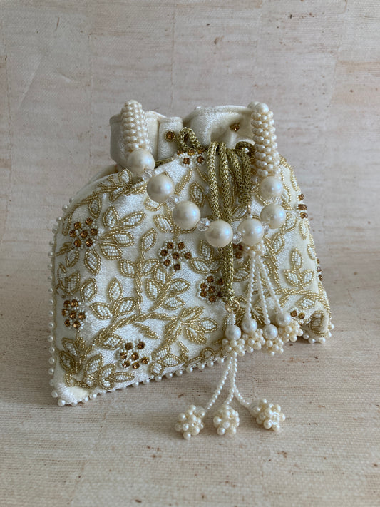 Saanvi (Potli Bag) (White) (ST1072)