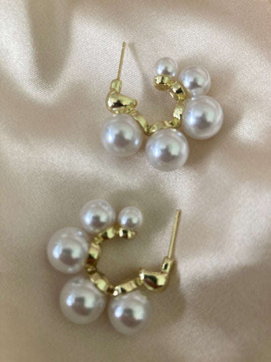 Chunky Beaded Pearl Hoop Earrings (ST883)