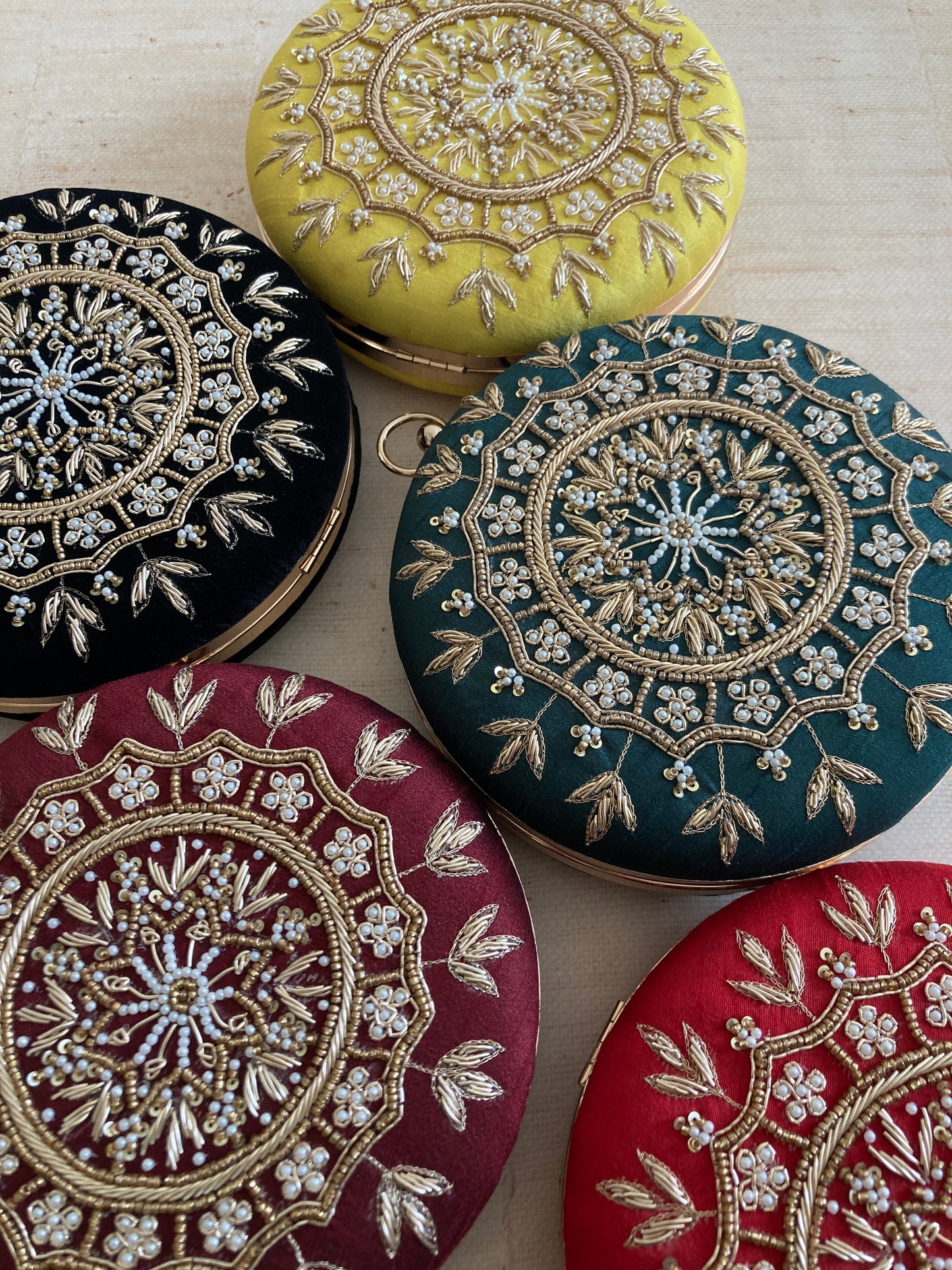 Raazi (Circular Clutch) (Black Velvet)(ST351)