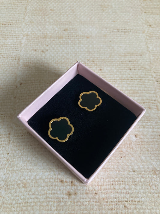 Black Five Leaf Clover Stud Earrings (ST890)