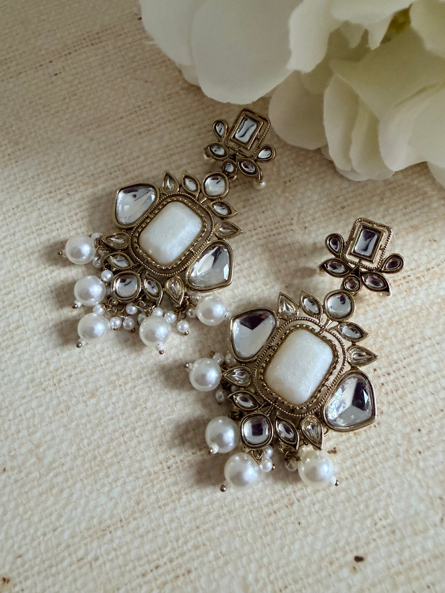 Sia White Kundan Pearl Earrings (ST1062)