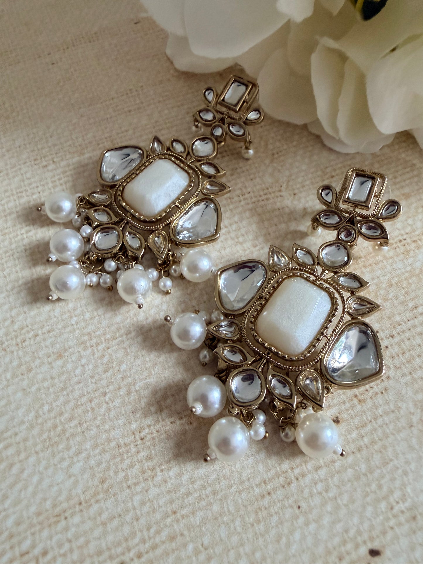 Sia White Kundan Pearl Earrings (ST1062)