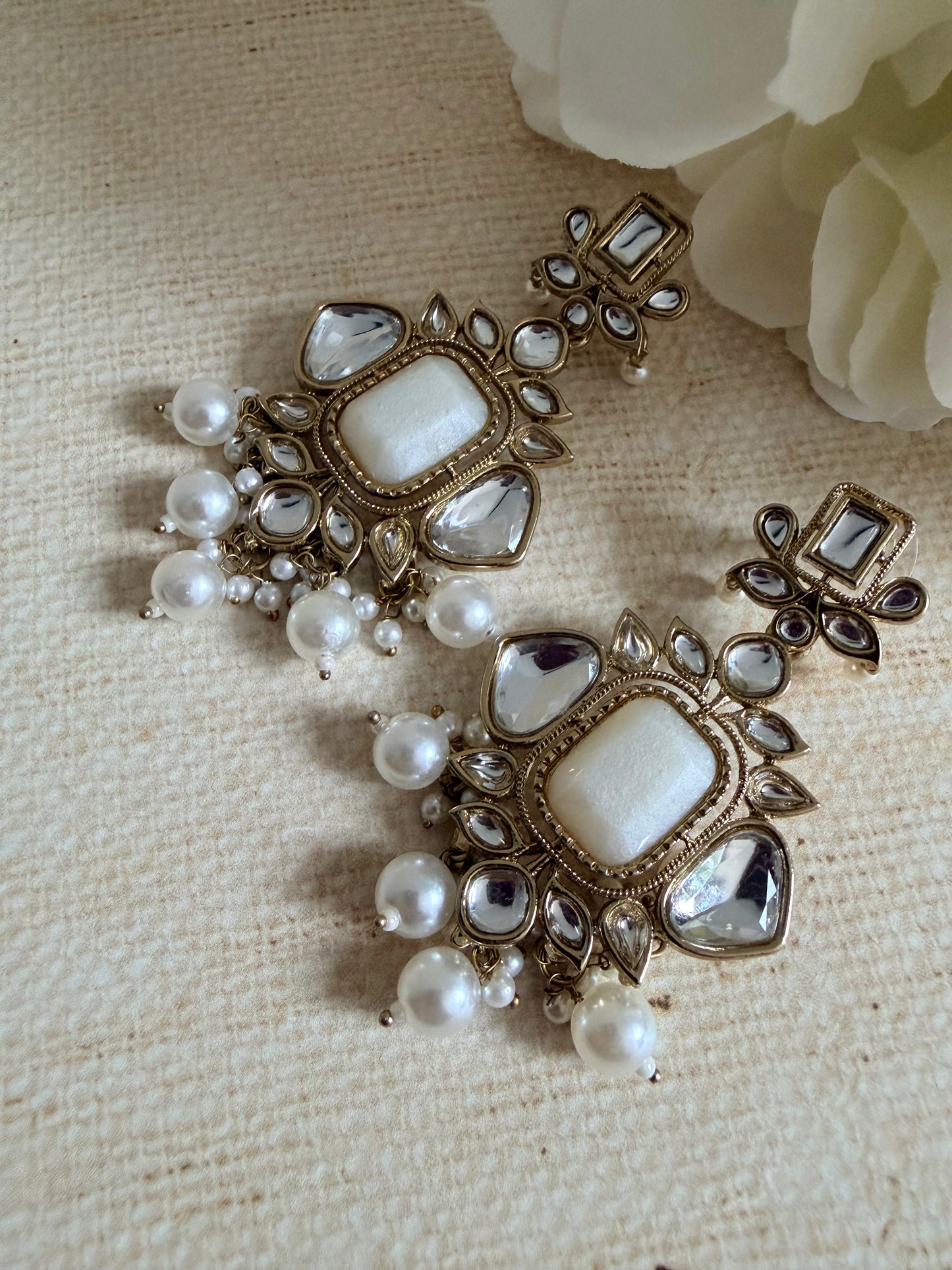 Sia White Kundan Pearl Earrings (ST1062)