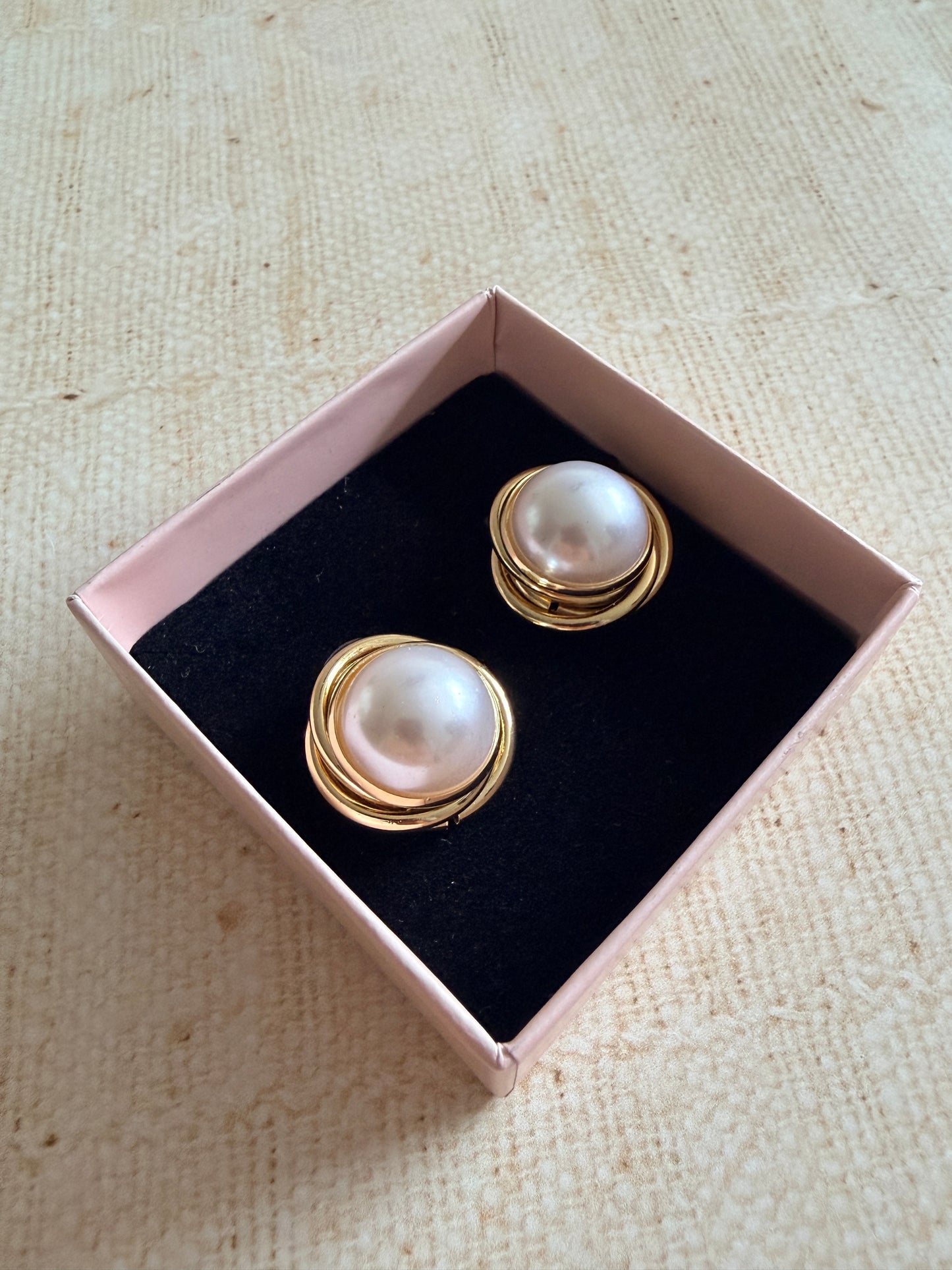 Pearl Statement Stud Earrings (ST1096)