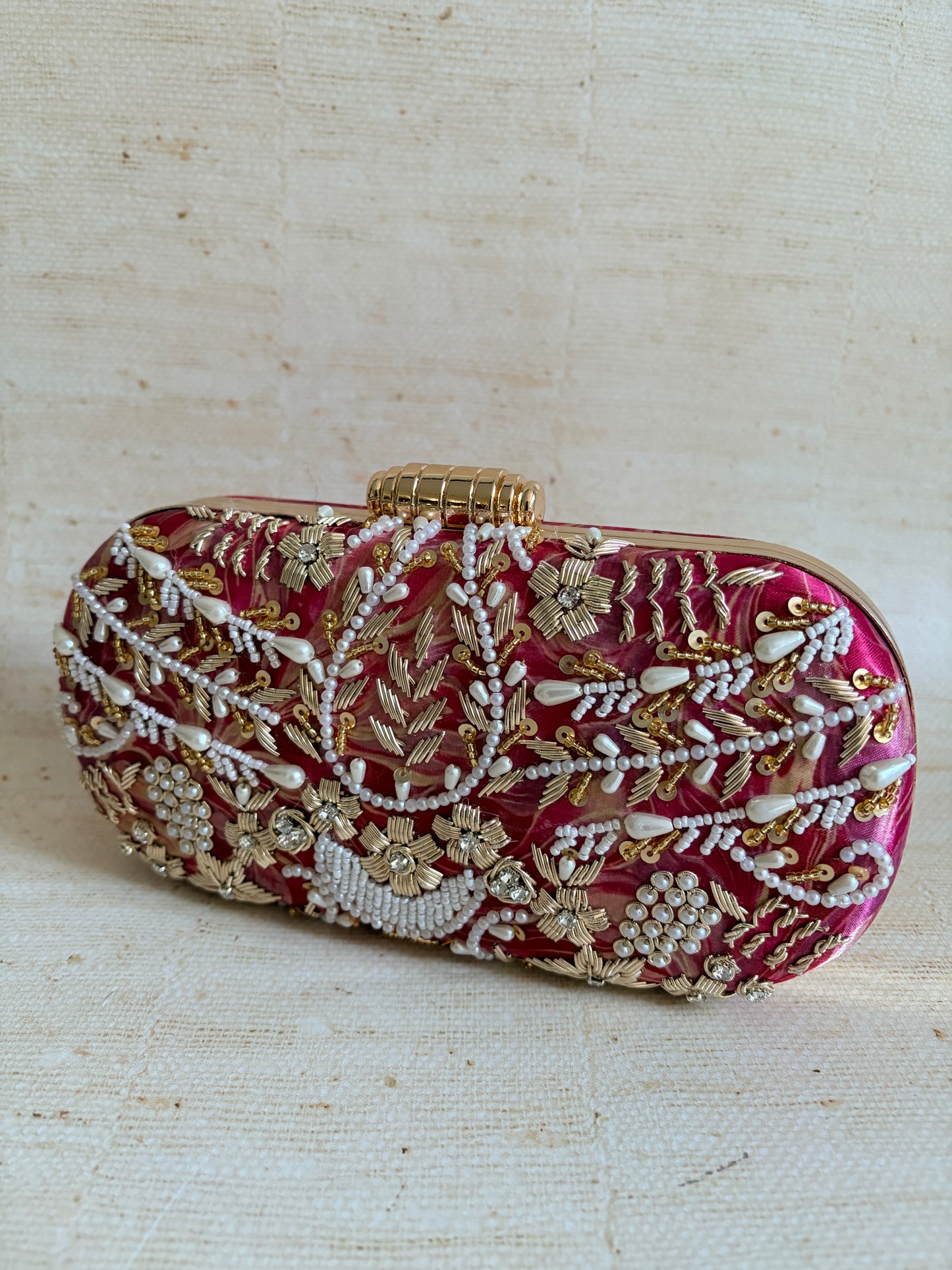Amelia Pearl Capsule Clutch (ST1100) (Pink)