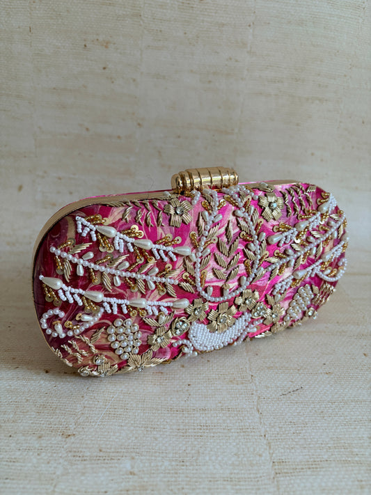 Amelia Pearl Capsule Clutch (ST1100) (Pink)