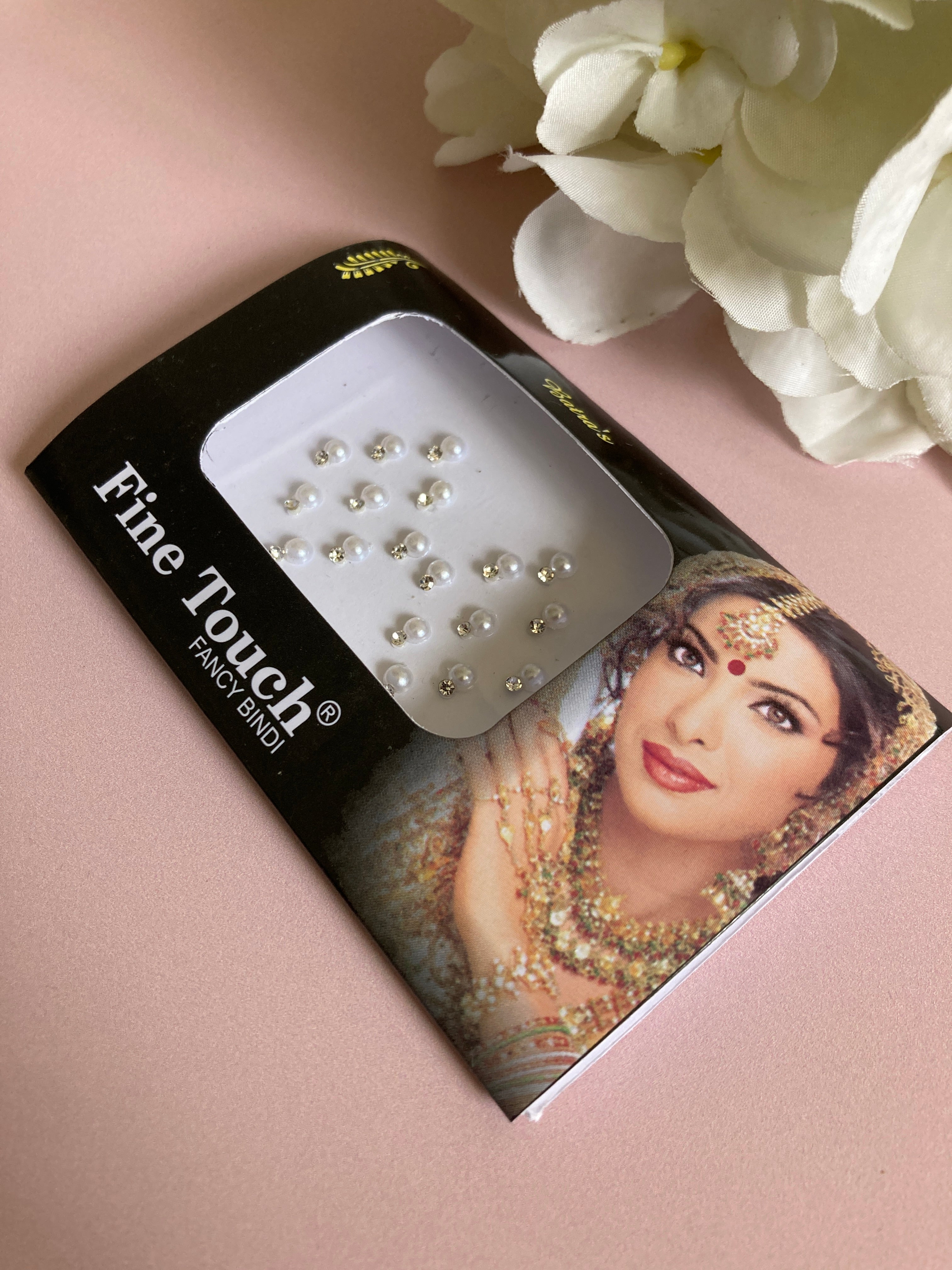 Silver Pearl Bindi Pack (ST918) (Medium) – Simran Ragi Collection