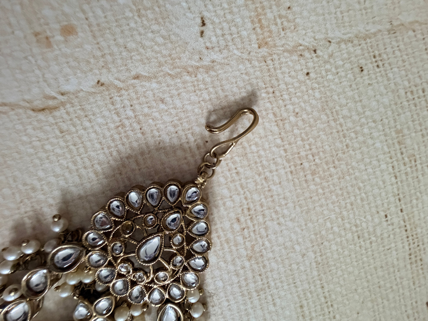 Antique Gold Pearl Passa/Jhumar (ST1104)