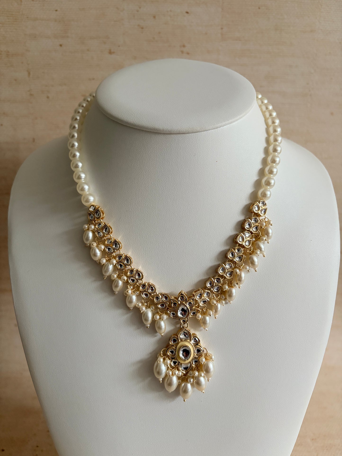 Heer White Kundan Meenakari Pearl Set (ST1105)