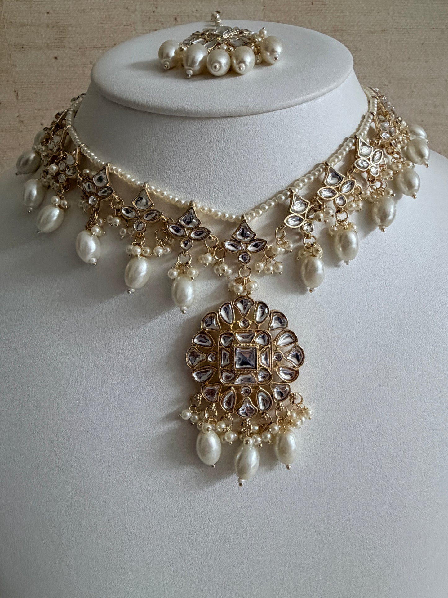 Ruhani White Kundan Gold Plated Pearl Set (ST1106)
