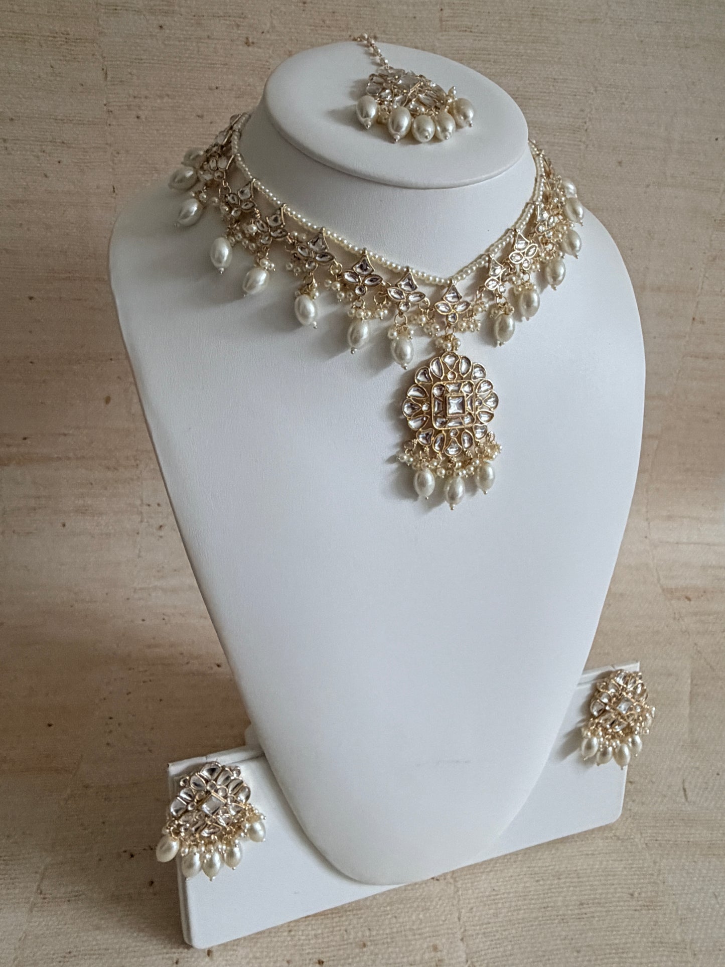 Ruhani White Kundan Gold Plated Pearl Set (ST1106)