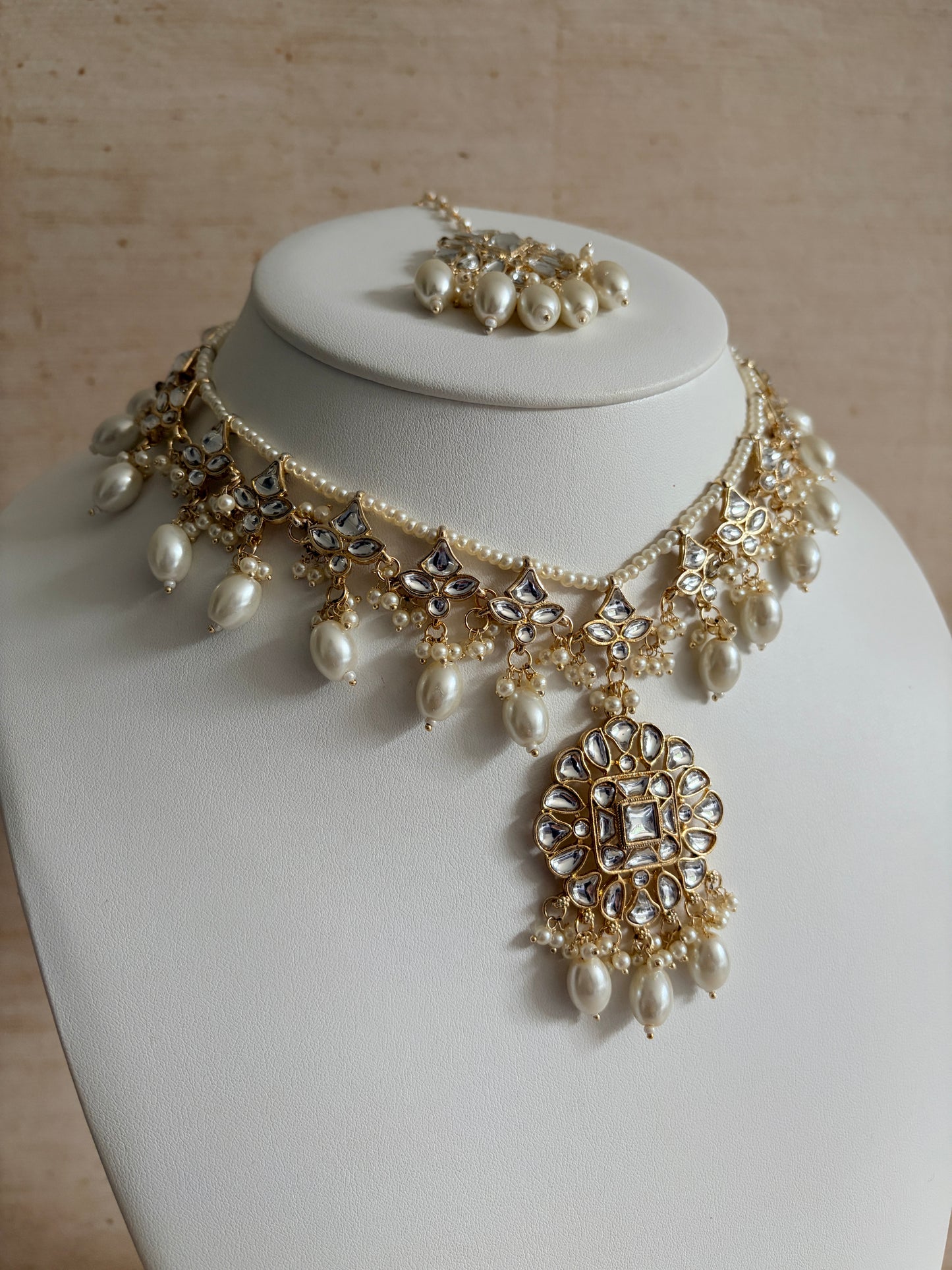 Ruhani White Kundan Gold Plated Pearl Set (ST1106)
