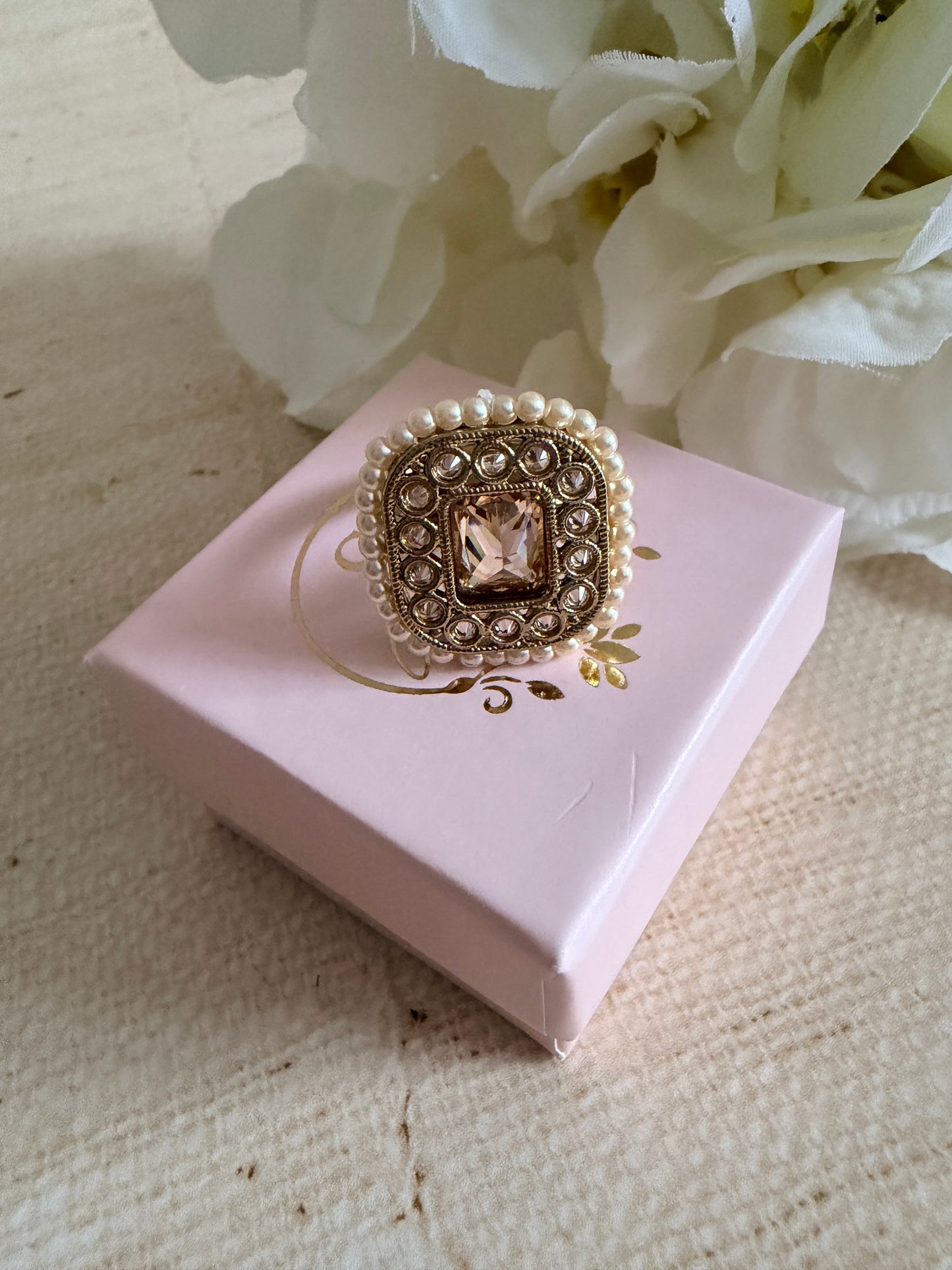 Gold Antique Adjustable Ring (ST1036)
