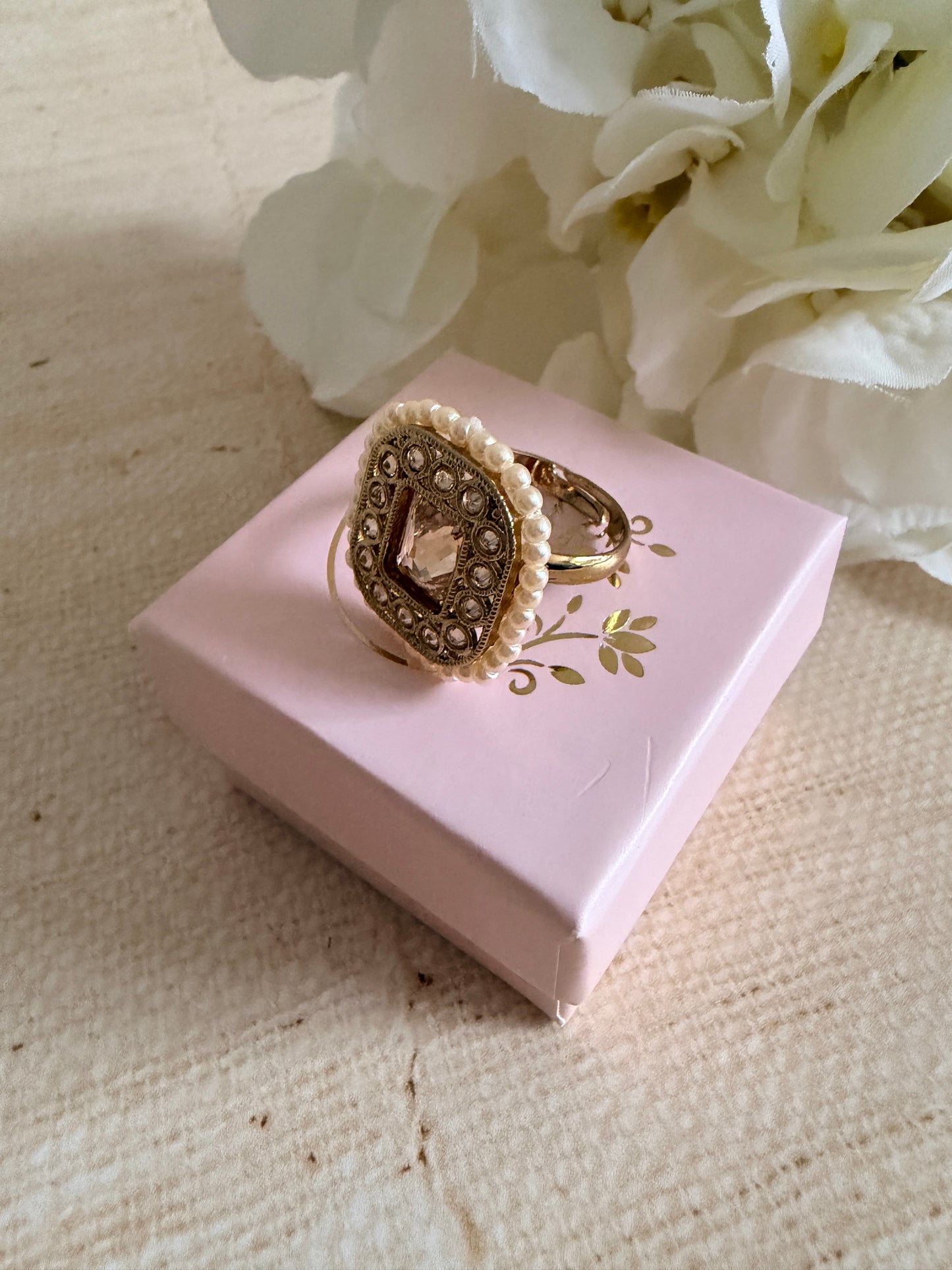 Gold Antique Adjustable Ring (ST1036)