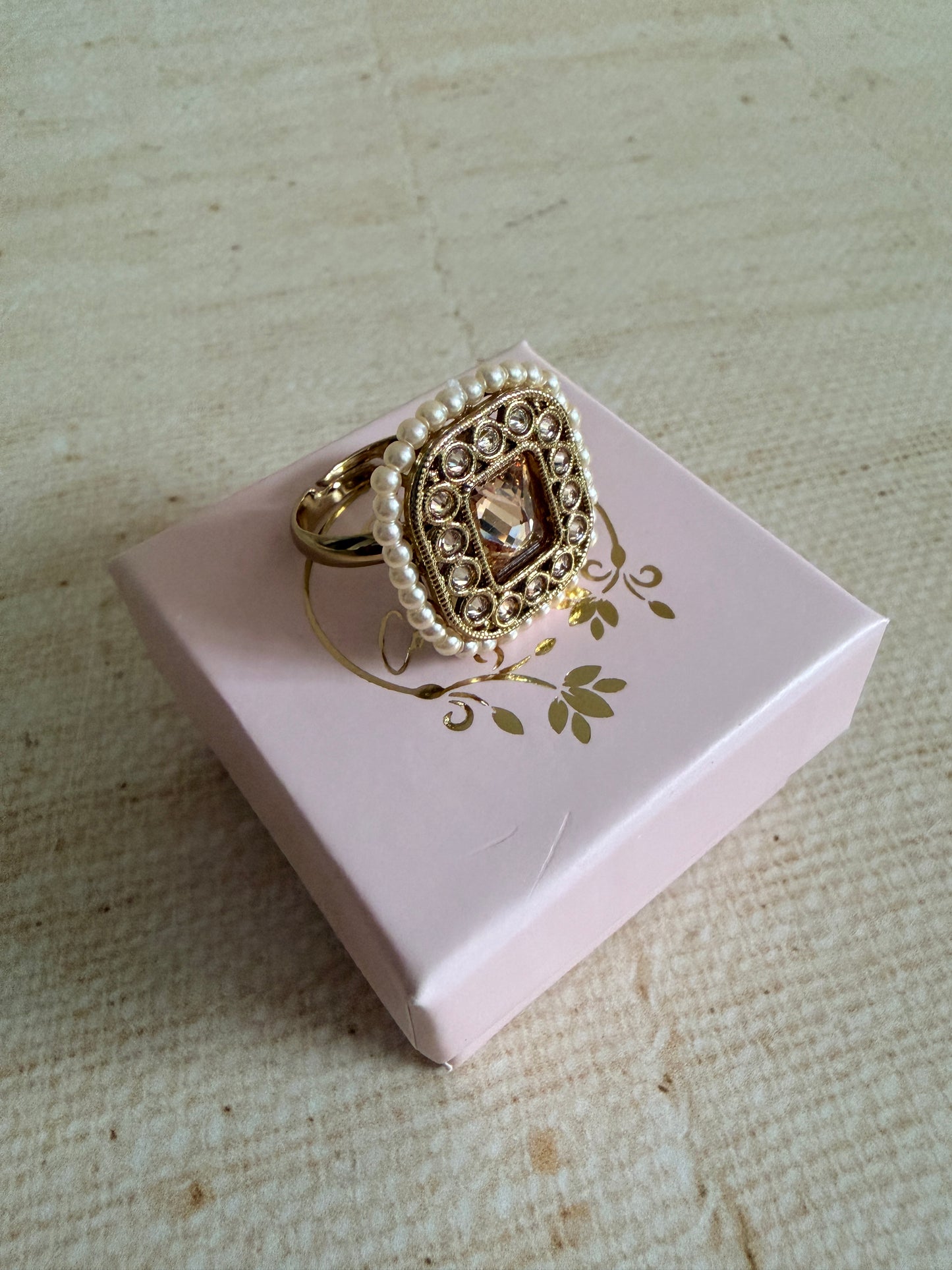 Gold Antique Adjustable Ring (ST1036)